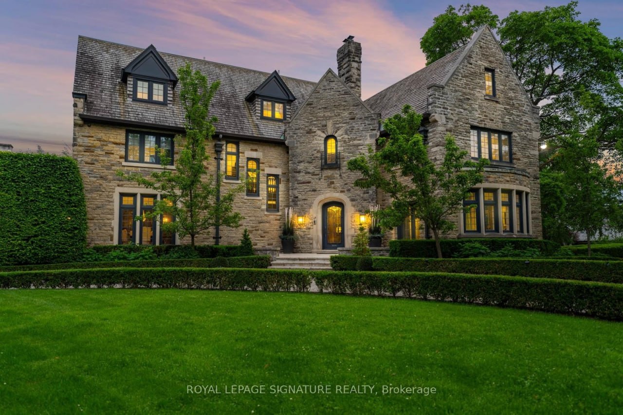 Toronto luxury property